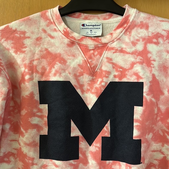 Champion University of Michigan Wolverines Cropped Tie Dye Sweatshirt Medium - Picture 2 of 8